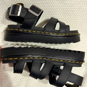 avery dr. martens